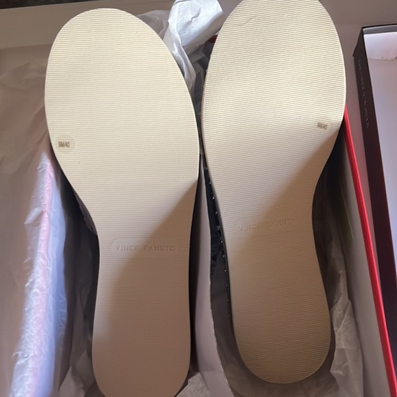 *New* ~ Vince Camuto sandals​​! - Picture 3 of 4